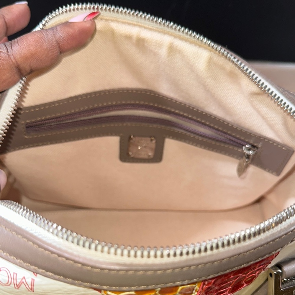 MCM Women's Handbag with Wallet - Picture 15 of 15